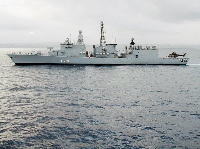 
        The German Navy’s former Bremen-class frigate, 
        Emden
        , seen here before its retirement. Indonesia has identified Germany’s sole remaining Bremen-class frigate, 
        Lübeck
        , as a contender for the country’s new Interim Readiness Frigate requirement.
       (EADS)