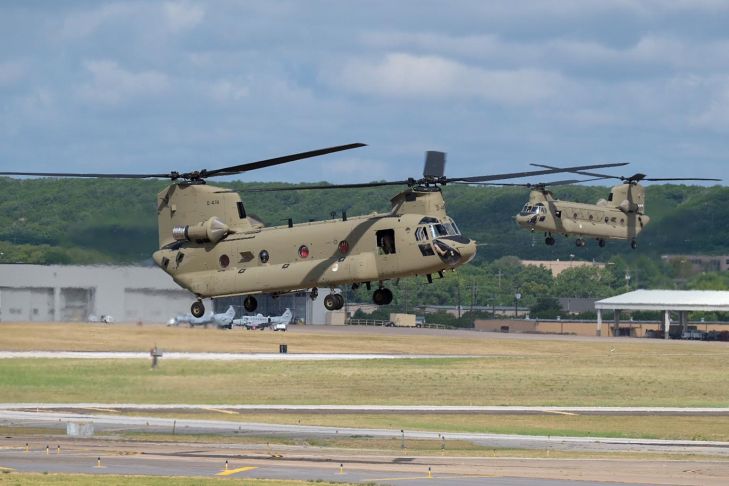 The RNLAF has begun flying its two new CH-47F transport helicopters at Fort Hood, Texas. (Dutch MoD)
