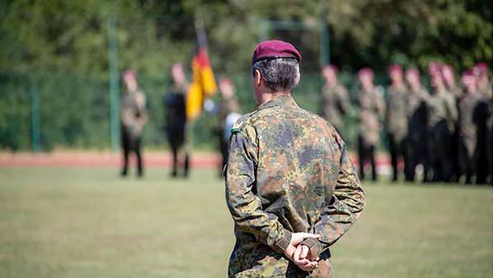 The KSK’s 2nd Kommandokräfte Company was disbanded by KSK commander Brigadier General Markus Kreitmayr during a mustering of the troops at the Graf-Zeppelin Barracks in Calw on 30 July. (Bundeswehr/KSK)