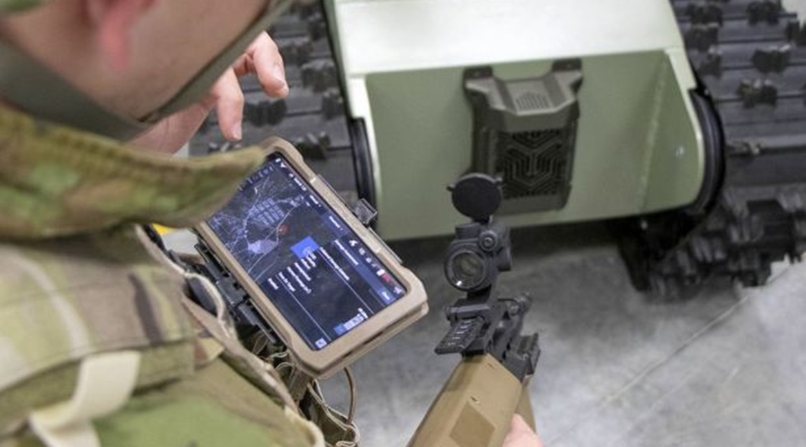 The Warfighter UGV is equipped with the proprietary Athena AI system, which is an AI decision-support tool aimed at reducing the cognitive strain on the operator.