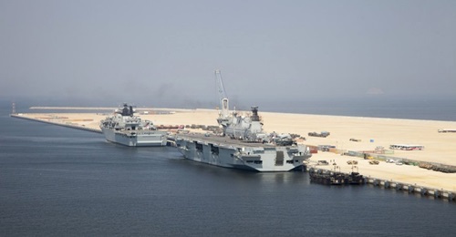 The Royal Navy's HMS 
        
         (now the Brazilian Navy's 
        
        ) and HMS 
        
         in Duqm port to support Exercise 'Omani Cougar' in 2016.