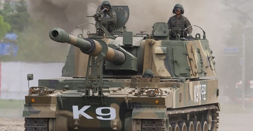 South Korea has announced a new import-substitution programme. One of its first projects is to locally develop an engine for the K9 155 mm self-propelled artillery system.