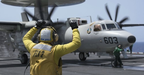 Seen about to launch form the deck of a US Navy aircraft carrier, the E-2D is to receive a head-up display under the HECTR upgrade programme.