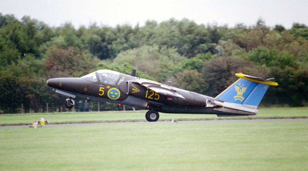 The Saab 105 has been in Swedish service as the SK 60 since 1967 and is in urgent need of being replaced.