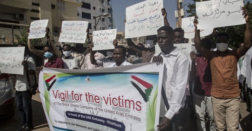 Hundreds of Sudanese demonstrate outside the UAE Embassy in Sudan to protest their recruitment by the UAE's Black Shield Security Services to fight for the LNA in Libya.