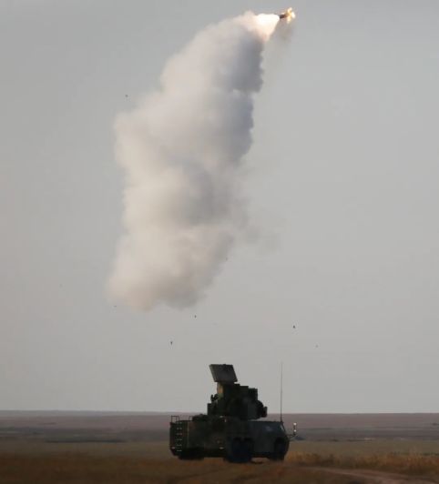 A PLAGF HQ-17A 6×6 SHORAD system firing what appears to be a new SAM that has reportedly been in service since early 2020. (CCTV)