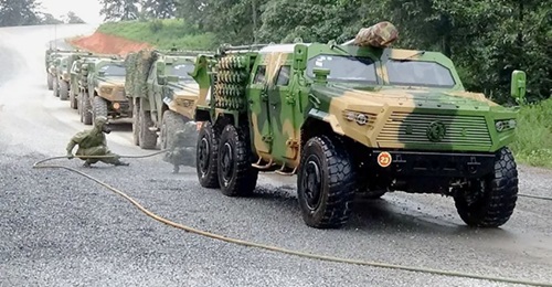 Chinese state-owned media released images on 29 September showing a new 122 mm CTL181A-based SPH alongside other CTL181A armoured vehicles in Yunnan Province. The vehicles, which took part in field tests in Yunnan Province, are seen here being decontam...