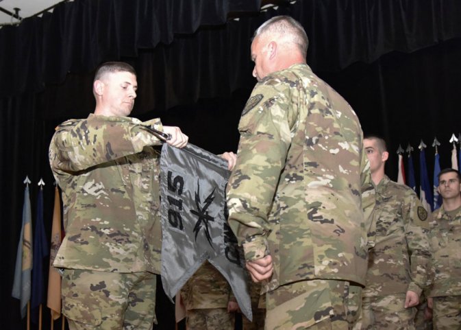The US Army’s 915th Cyber Warfare Battalion unfurled the colours for the first time on 22 May 2019 during a ceremony at Fort Gordon, Georgia. It is the first battalion-sized army unit to integrate cyber warfare, electronic warfare, information operations, psychological operations, and signals intelligence within a single combat unit. (US Army)