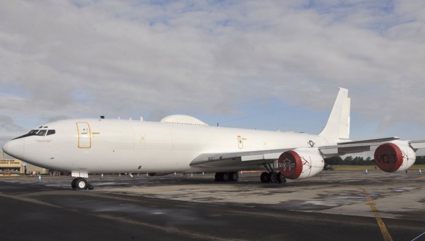 The US Navy wants to reduce the training burden on its 16 E-6B Mercury nuclear command aircraft by purchasing an E-3D AWACS that can serve as a surrogate airframe. (Janes/Patrick Allen)