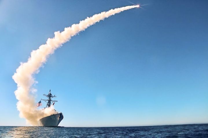 
        US Navy DDG-51 Flight IIA guided missile destroyer USS 
        Chafee
         (DDG 90) conducts the first operational test of the Tomahawk Block V cruise missile on 30 November.
       (US Navy)