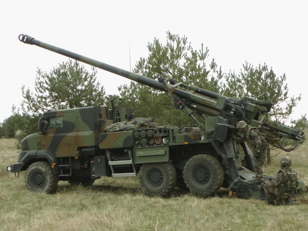 The French Army CAESAR 6×6 was previously deployed to operations in Afghanistan, Lebanon, Mali, and Iraq. The US Army will evaluate the weapon during a 2021 shoot off. (Victor Barreira)