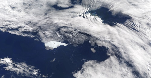 Iceberg A-68A near South Georgia Island in the southern Atlantic Ocean. The approximately 526 km
        
        iceberg calved from the Larsen C Ice Shelf in Antarctic Peninsula in 2017 and is being monitored by Europe's Sentinel-1 satellite...