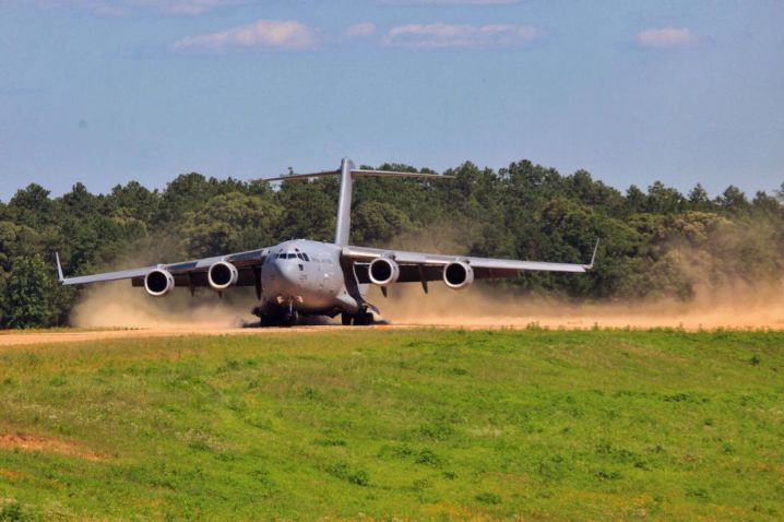 An RAF C-17 practised landing and taking off from the Fort Polk training facility in Louisiana on 26 December 2020. (Crown Copyright)