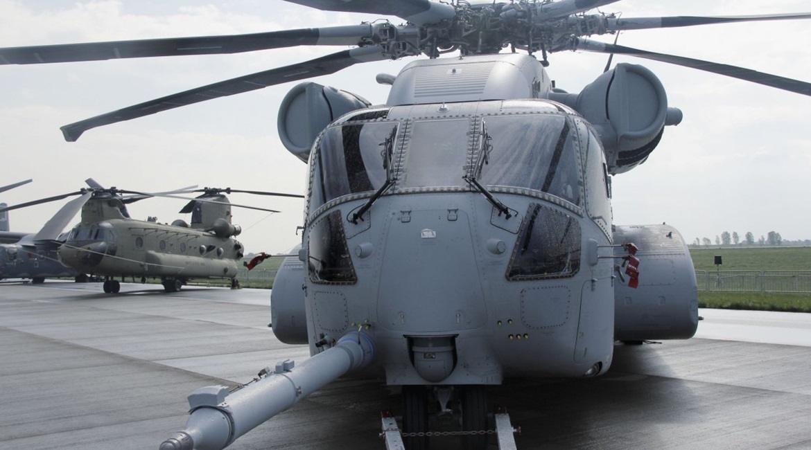 The CH-53K (foreground) and CH-47F (background) both featured on the flightline at the ILA Airshow 2018 in Berlin. Both platforms are once again in the running to replace the Luftwaffe's ageing CH-53G-series after the German MoD invited new bids to be ...