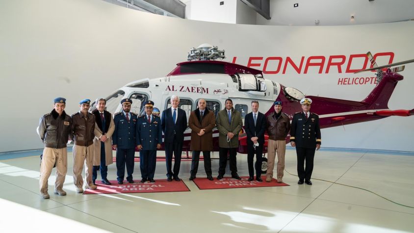 Qatari Minister of State for Defence Affairs Dr Khalid bin Mohammed al-Attiyah (fifth from right) stands in front of a AW169 painted in the colours of Qatar’s Al-Zaeem Air College. (Qatari Ministry of Defence)