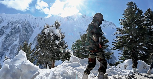 Indian soldiers near the Zojila mountain pass connecting Srinagar to Ladakh, bordering China, in November 2020. The PIB announced on 21 February that the Indian and Chinese armies have completed their agreed withdrawal along the northern and southern b...