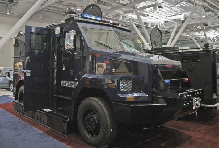 An offset agreement was signed in relation to the Royal Omani Police’s acquisition of Lenco Bear Cat armoured vehicle. (Janes/Patrick Allen)