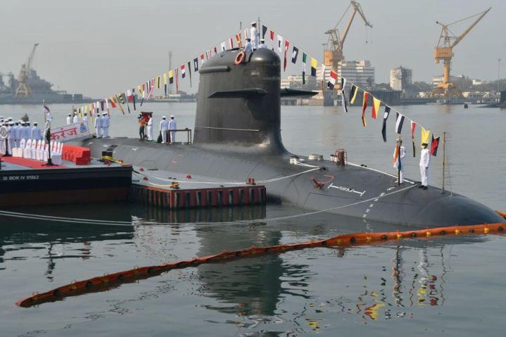 
        The Indian Navy commissioned 
        Karanj
        , its third Kalvari-class SSK, in a ceremony held on 10 March in Mumbai.  
       (Indian Navy)