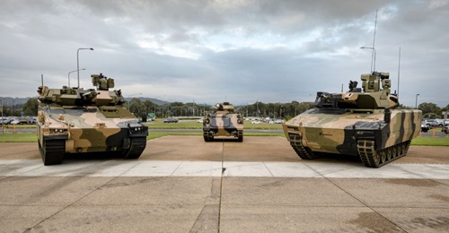 The Australian DoD displayed for the first time on 12 March the two contenders for the Australian Army's IFV requirement under Project Land 400 Phase 3. Rheinmetall's Lynx KF41 (right) and Hanwha Defense's Redback (left) are competing to replace the ar...