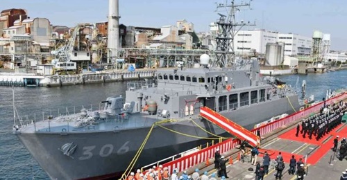 The JMSDF commissioned 
        
        , its third Awaji-class MCMV, in a ceremony held on 16 March in Yokohama City, Kanagawa Prefecture.