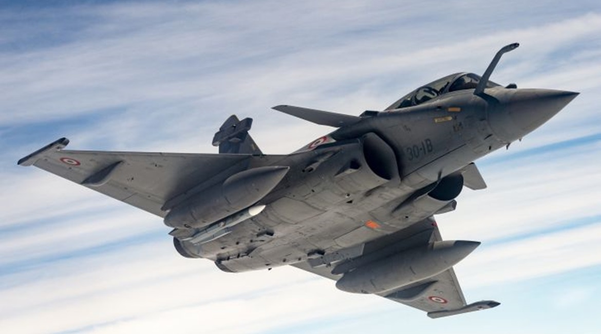 The F3-R standard Rafale seen carrying the Meteor BVRAAM as one of the many enhancements. The configuration has now been declared fully operational.