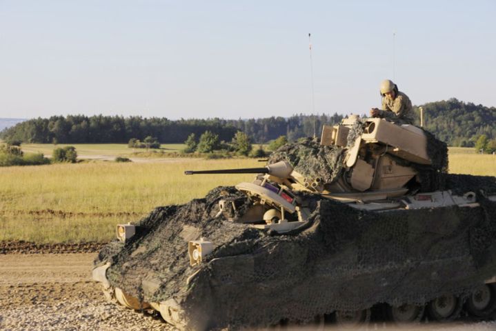 A US soldier awaits orders for movement during a combined arms live-fire exercise at Grafenwoehr Training Area, Germany in September 2020. (US Army )