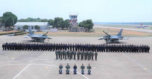 The RTAF held a decommissioning ceremony for an F-16A and an F-16B on 30 March.