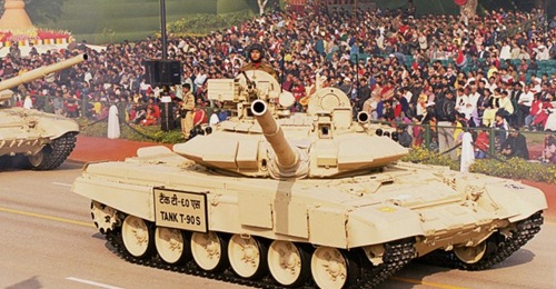 An Indian Army T-90S 'Bhishma' MBT during a military parade in New Delhi. The IA is seeking to acquire 818 modular APSs from local vendors to enhance the survivability of its T-90S/SK MBTs.