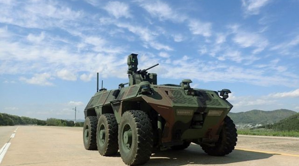 DAPA announced on 22 April that the exploratory development phase of the Unmanned Surveillance Vehicle a prototype shown here has been completed, with the agency now set to move on to full-scale development of the strike-capable platform.