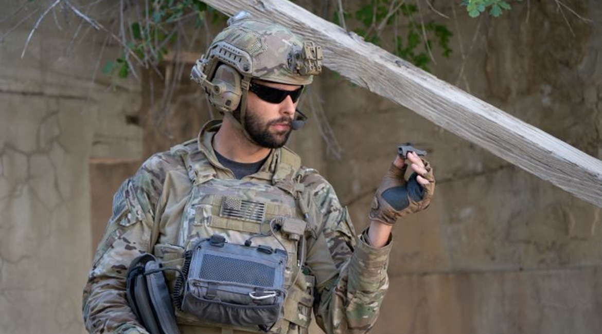 A soldier holds FLIR Systems' Black Hornet 3 palm-sized UAV. The US Army awarded the company a USD15.4 million contract in March, to procure an unspecified number of the aircraft for its Soldier Borne Sensor programme.