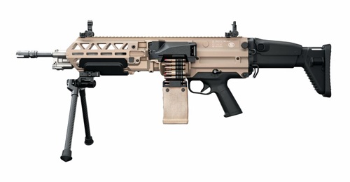 FN Herstal's new Evolys LMG, chambered in 5.56 mm. This weapon is 2.5 kg lighter than the 5.56 mm version of the company's venerable Minimi LMG.