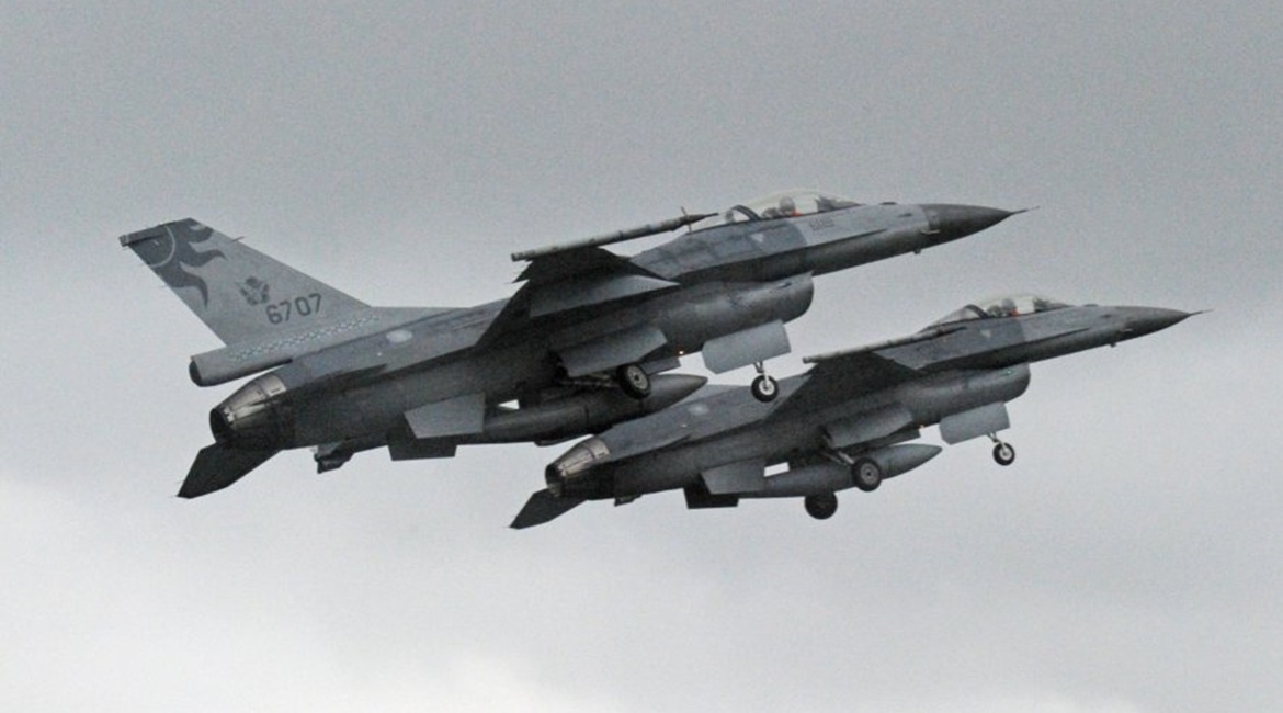 Two RoCAF F-16 fighters taking off from Hualien airbase in January 2013. The MND in Taipei signed a TWD291 million (USD10.4 million) contract with the AIT for follow-on support and maintenance of US-made missiles deployed with the island's F-16s.
