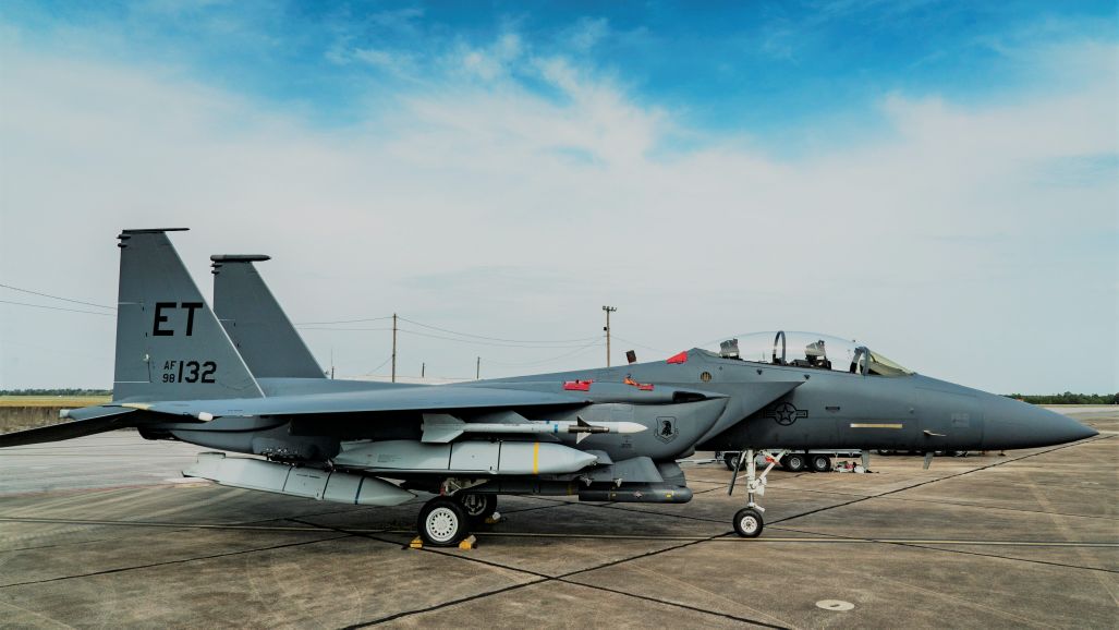 An F-15E is loaded with five JASSMs at the Eglin Air Force Base in Florida on 11 May 2021 as part of Project Strike Rodeo. The JASSMs are the two weapons from the left. The most JASSMs that any USAF fighter can carry is two. (US Air Force)