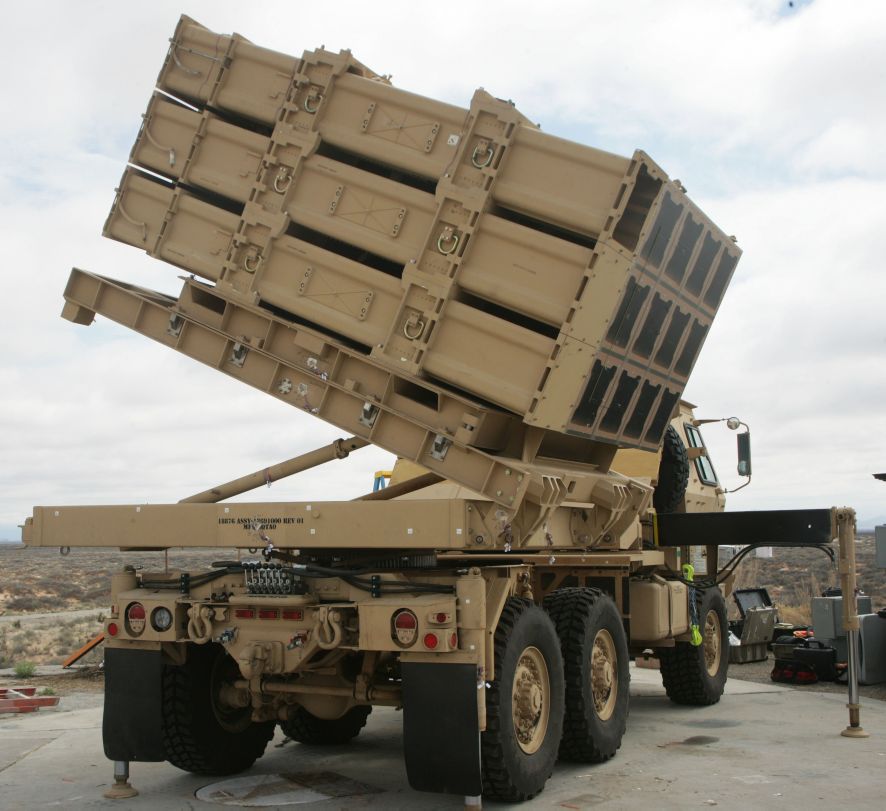 The MML launcher during a preliminary design review at the Dynetics facility in 2015. The army cancelled the programme later.  (US Army )